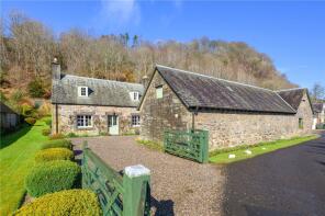 Kirkton Farmhouse, Loop Road, Aberfeldy PH15 2LL