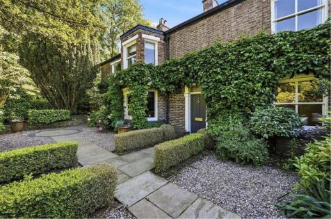 Bollin Grove, Prestbury