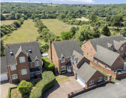 4, The Orchards, Coalville LE67 1BS
