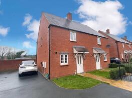 16, Setters Way, Northampton NN7 2QQ