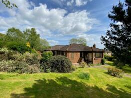 2 Tigh Na Gearran, Silverbank, Kinross KY13 9JE