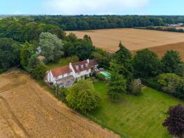 Lodge Farm, Rossway, Berkhamsted HP4 3UD