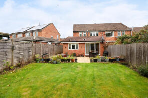 33, Forge Close, High Wycombe HP15 6PY