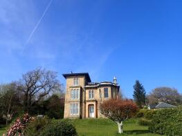 Upper Flat, Auchendarroch, Shore Road, Kilcreggan G84 0HQ