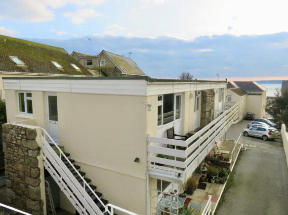 1 Bedroom Apartment for Sale