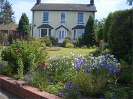 Bailey Estate House, Bailey Estate, Old Ross Road, Llantilio Pertholey NP7 8NH