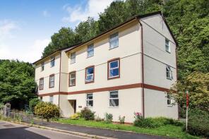 Flat 4, 106 The Thornings, North Street, Newton Abbot TQ13 7QG