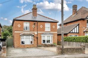2, May Cottages, Portsmouth Road, Milford, Godalming GU8 5DR