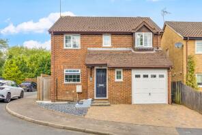 10, Wolves Mere, Knebworth SG3 6JW