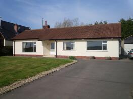 Willow Brook, Hedge Lane, Pylle, Shepton Mallet BA4 6SU