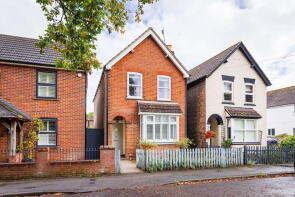 8, Oakdene Road, Guildford GU3 1ND