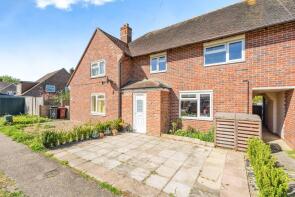 18, Heather Close, Chichester PO18 8DR