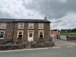 Morlais House, B4337 From Alltyblaca To Highmead Terrace, Llanybydder SA40 9SP