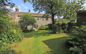 Bell Cottage, Field Rock Quarry Disused To Red Bridge, Skipton BD23 4DT