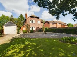 Hamilton House, High Road, Great Finborough IP14 3AA
