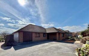 15, Parc Pant Glas, Llandeilo SA19 7HN