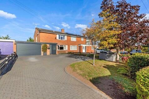 Pimms Grove, High Wycombe, HP13