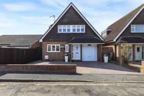 Hillview, Birtrick Drive, Meopham, Gravesend DA13 0LR