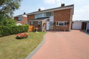 57, The Oval, Bicton, Shrewsbury SY3 8ES