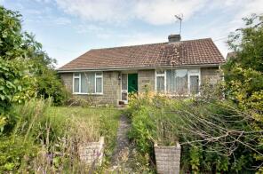 Toll Villa, Tetbury Lane, Malmesbury SN16 9HD