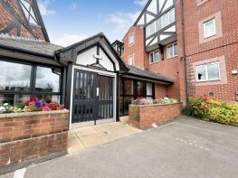 12, Weaver Court, London Road, Northwich CW9 5EU