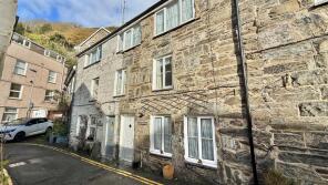 Flat 2, Glanllyn, Water Street, Barmouth LL42 1AT