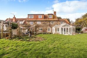 Little Whitfield Farm House, Gloucester Road, Whitfield GL12 8DU