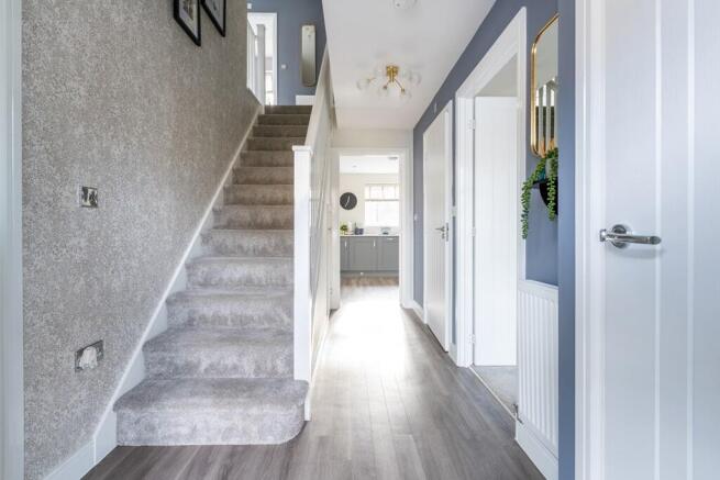 A peaceful arrival space that eases you into the home