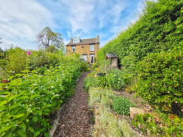 9, Blackburn Lane, Worsbrough, Barnsley S70 5QE