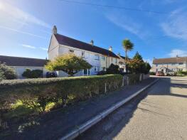7, Langweath Estate, Helston TR12 6AU