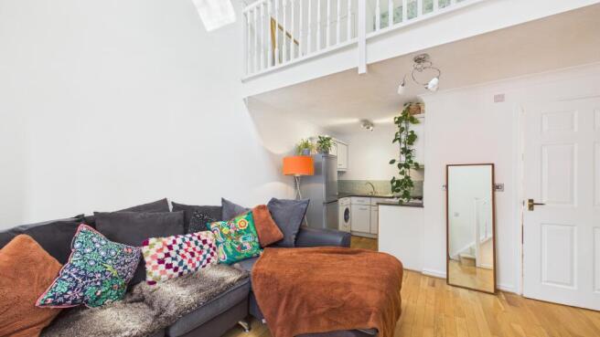 Living Room (2)