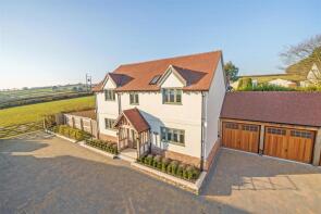 4 Blackberry Cottage, Lower Westaway Court, Barnstaple EX31 3WT