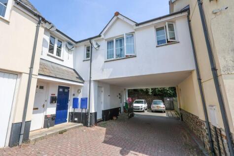 Mullion Close, St Austell, PL25