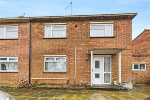 32, Aynho Walk, Northampton NN2 8JX