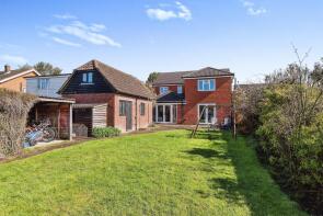 Appledore, Manns Hill, Canterbury CT4 6ED
