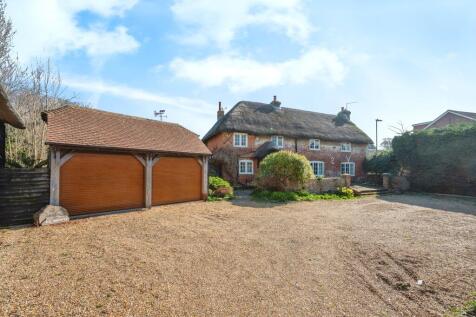 Beach Road, Hayling Island, PO11