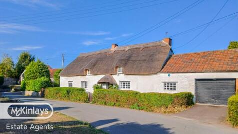 500 Years of Character — Yours to Call Home, c. 165 SQM, Middlezoy