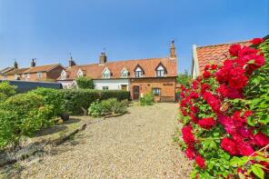 Rose Cottage, Hempnall Road, Bungay NR35 2LS