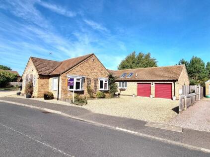 Aveland Way, Baston, Market Deeping, PE6