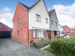 82, Ashpole Avenue, Bedford MK43 9ED