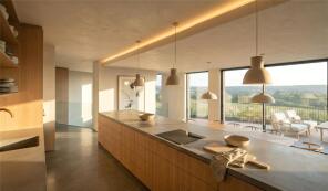 Sky House, Collins Lane, Petersfield GU31 5NZ