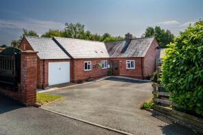 Maes-y-camlas, Mountain View, Arddleen, Llanymynech SY22 6PX