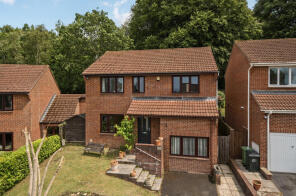 65, Fern Road, Newton Abbot TQ12 4NZ