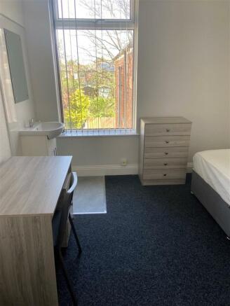 Bedroom 4.6.JPG