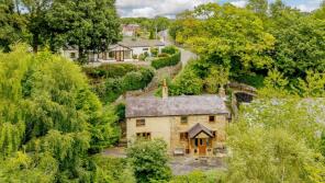 Bridge End Cottage, B5434 From George Avenue To Cysyllian Bridge, Pontcysyllte, Llangollen LL20 7YR