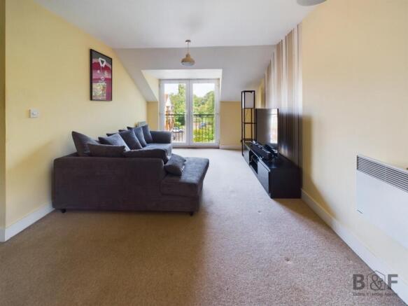 CAM01872G0-PR0132-STILL002.jpg