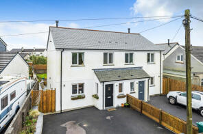 Tre Niwi, Glenmore Terrace, Trolvus Vean, Penryn TR10 9DR