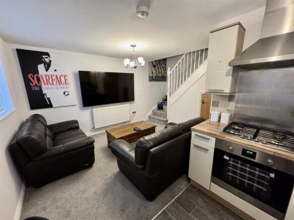 Lounge/Kitchen