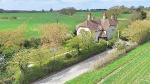 Porchleigh Cottage, Boreham Road, Great Leighs, Chelmsford CM3 1PN