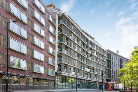 East Road, LONDON N1